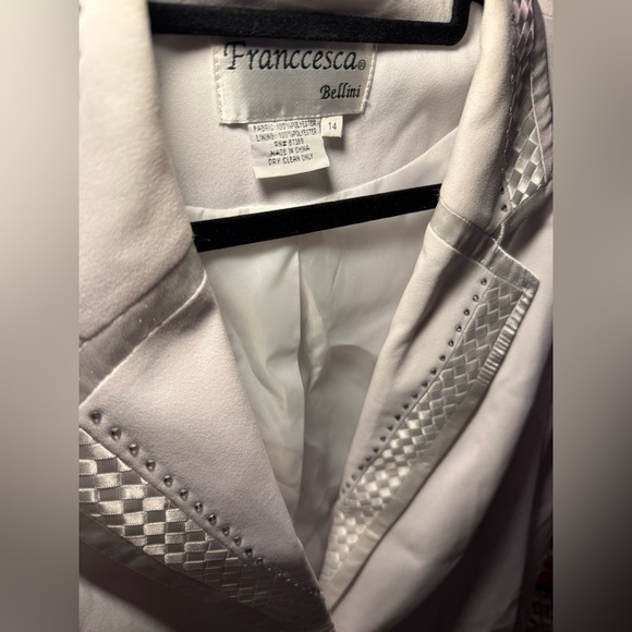 Francesca's Betini White Blazer Tailored Suit Jacket with Embroidery - Picture 8 of 9